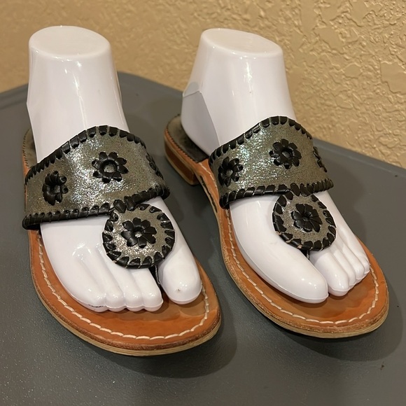 Jack Rogers Metallic Leather Navajo Sandals Black Silver Trim Sz 9 - Picture 1 of 10